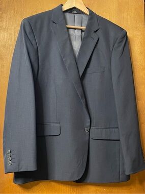 Haggar Dark Charcoal Gray Single-Button Men's Suit Jacket